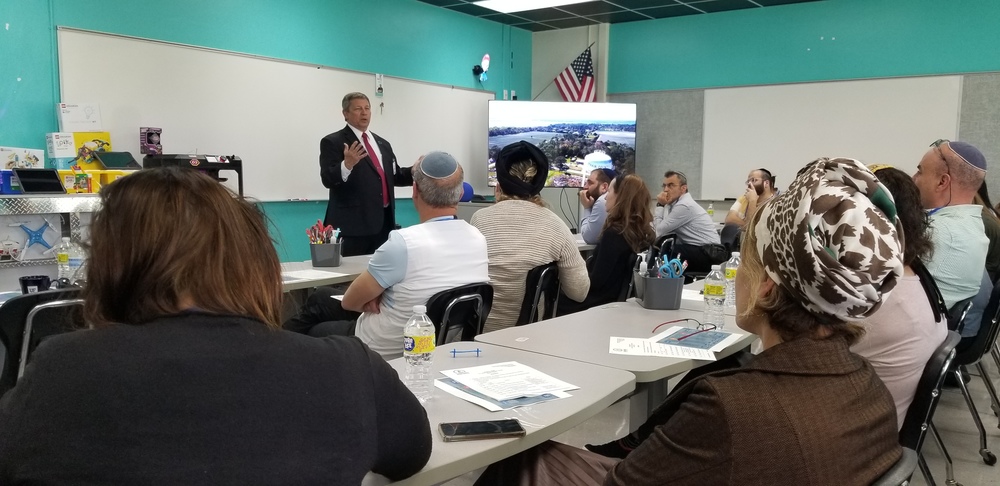 Israeli Visitors Tour Putnam County School District